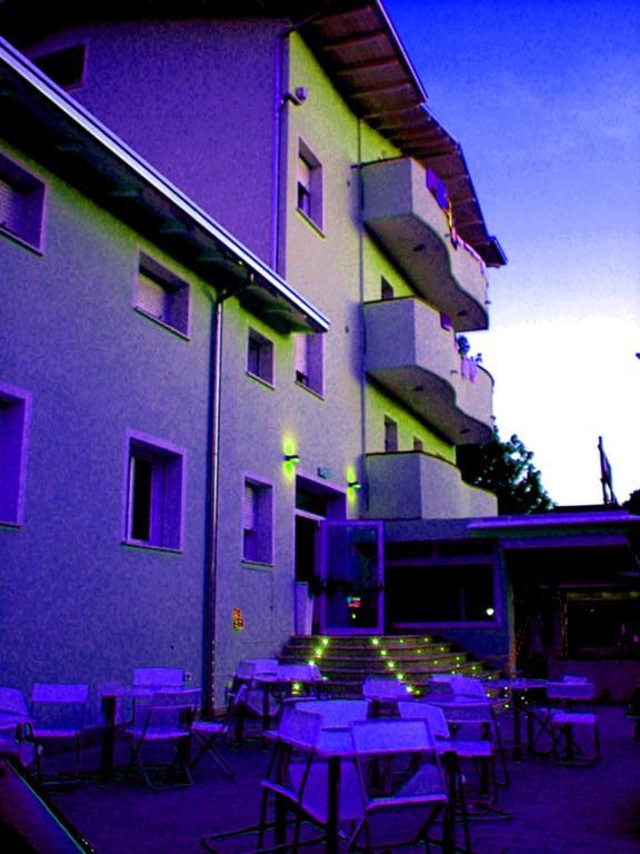 Hr Vapore Gatteo Mare Gatteo a Mare Bagian luar foto